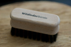 suede brush