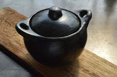chamba clay soup pot - small