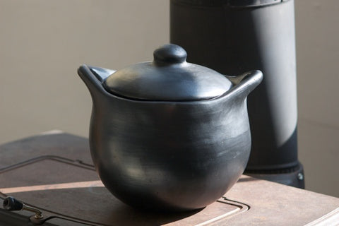 chamba clay soup pot- large